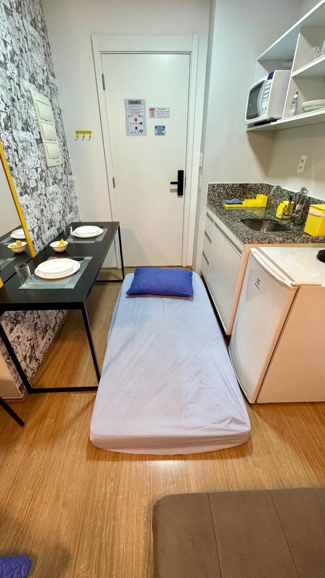 Apartamento Agradavel Apto Em Frente Ao Metro Bras - Rua Coronel Mursa, 56 - Bras